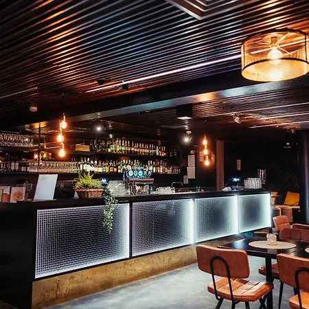Emilia 4* Hämeenlinna